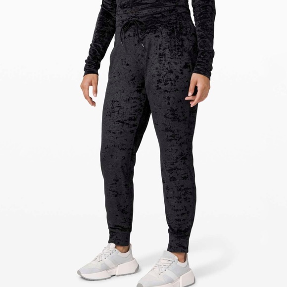 Lulu velvet joggers Clearance